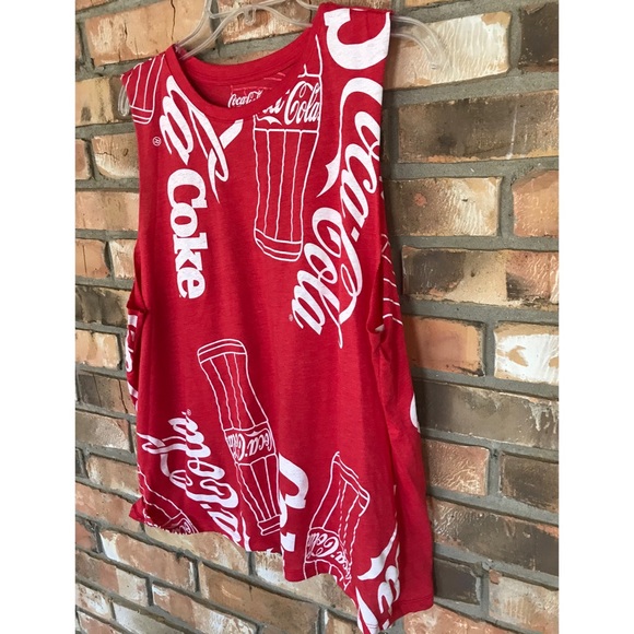 Coco Cola Women’s Sleeveless Red and White Tank Top XXL 19 Juniors - Picture 2 of 6